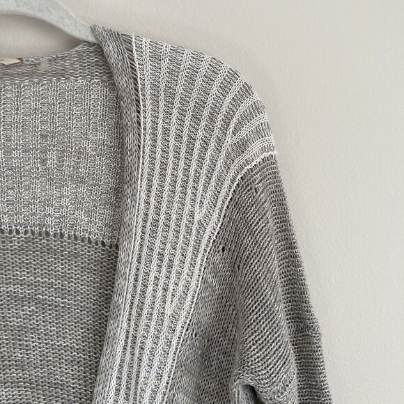 Soft Surroundings Loose Knit Wrap Front Sweater Plunging V-Neck Gray Size Small - Picture 4 of 11